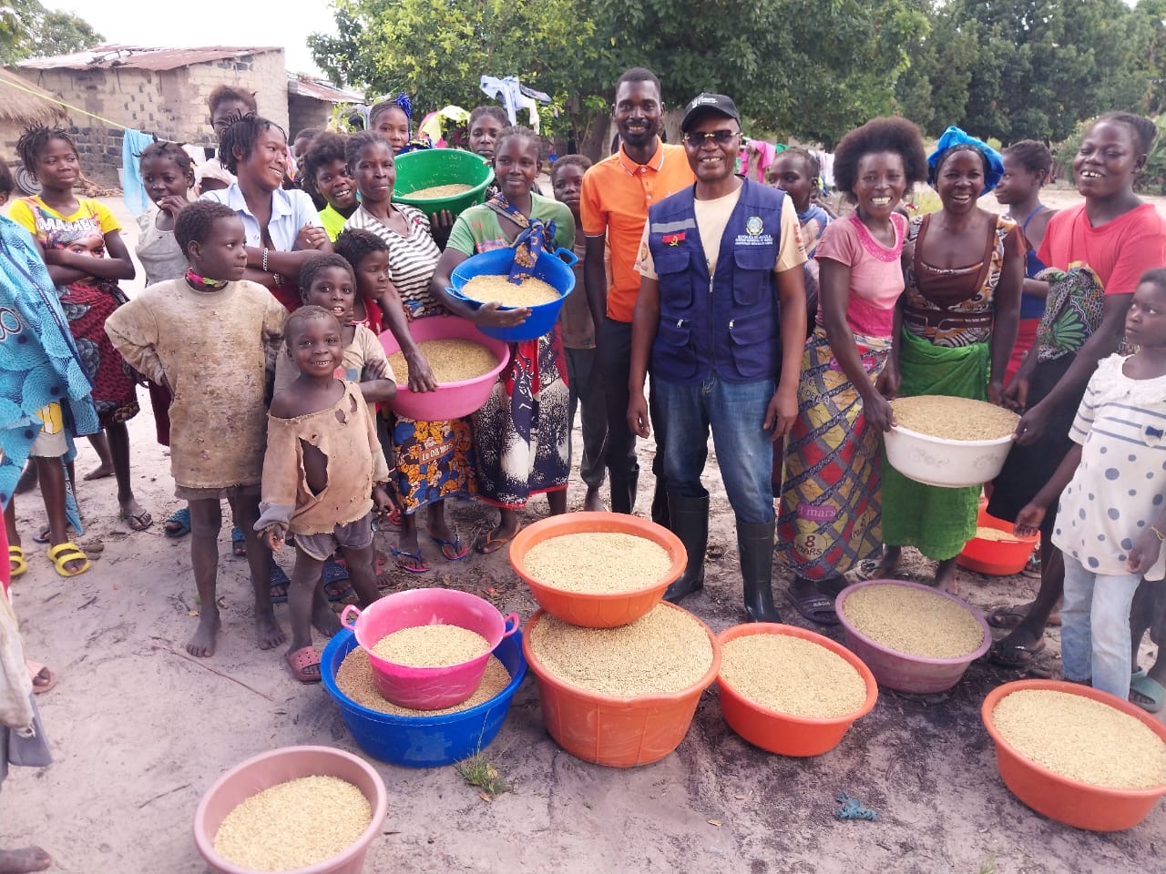 MOXICO-LESTE | Município de Cameia Chuze com Expectativas Positivas para a Colheita de Arroz